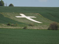 Lenham war memorial cross, Kent © David Larkin, 2014